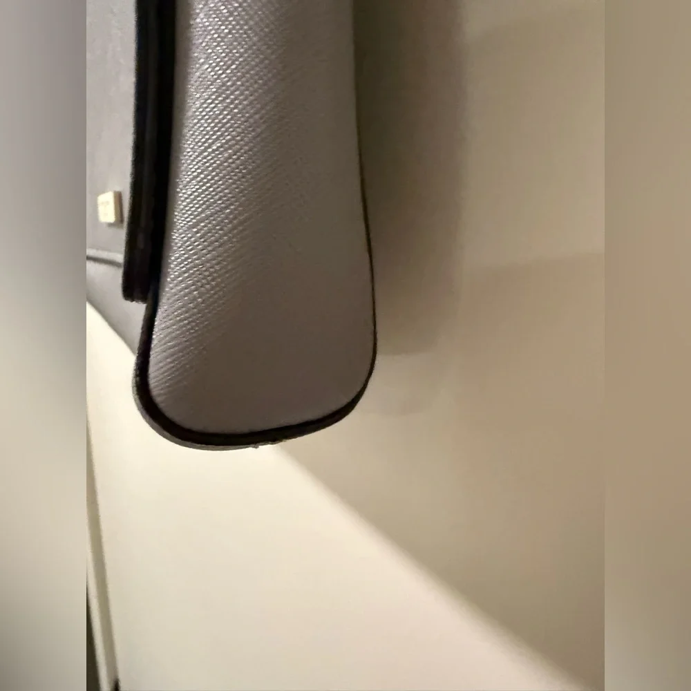 Kate Spade Light Gray Crossbody Bag - Picture 8 of 16